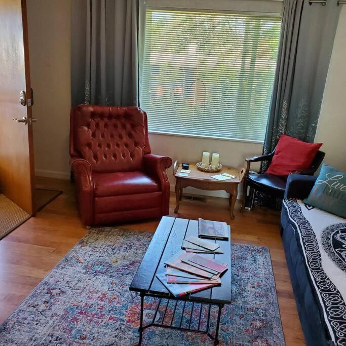 Sweet 2 Bedroom Close To U Of Oregon & Track! Eugene Bagian luar foto